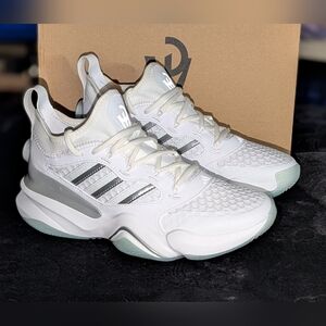 Wow Patrick Mahomes NEW RELEASE IMPACT FLX 2 White Sneakers 2nd Gen Size 7.5